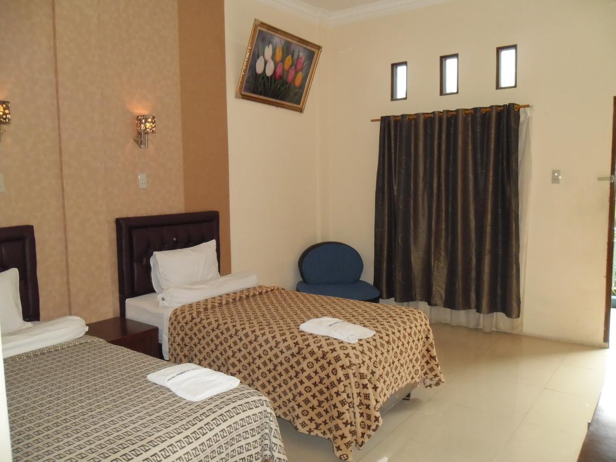 Permata Land Hotel & Resort Rantauprapat Room photo