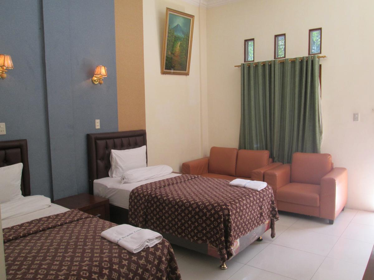 Permata Land Hotel & Resort Rantauprapat Room photo