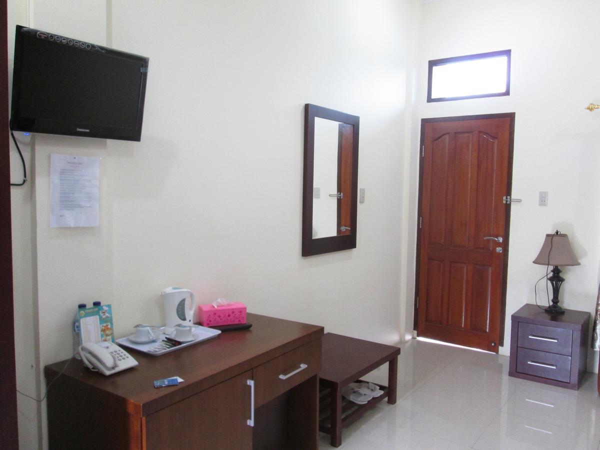Permata Land Hotel & Resort Rantauprapat Room photo