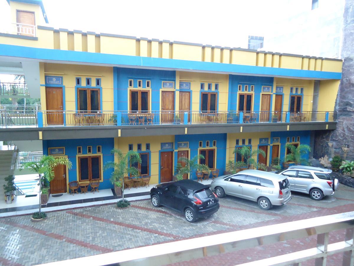Permata Land Hotel & Resort Rantauprapat Exterior photo
